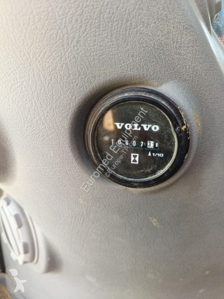 جرافة Volvo 0ENL