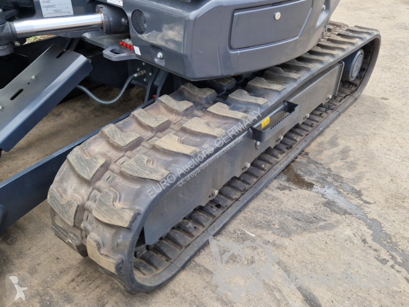 جرافة New Holland E58D