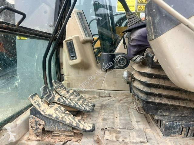 جرافة Caterpillar 311CU