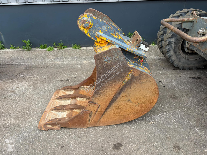 جرافة Liebherr A918