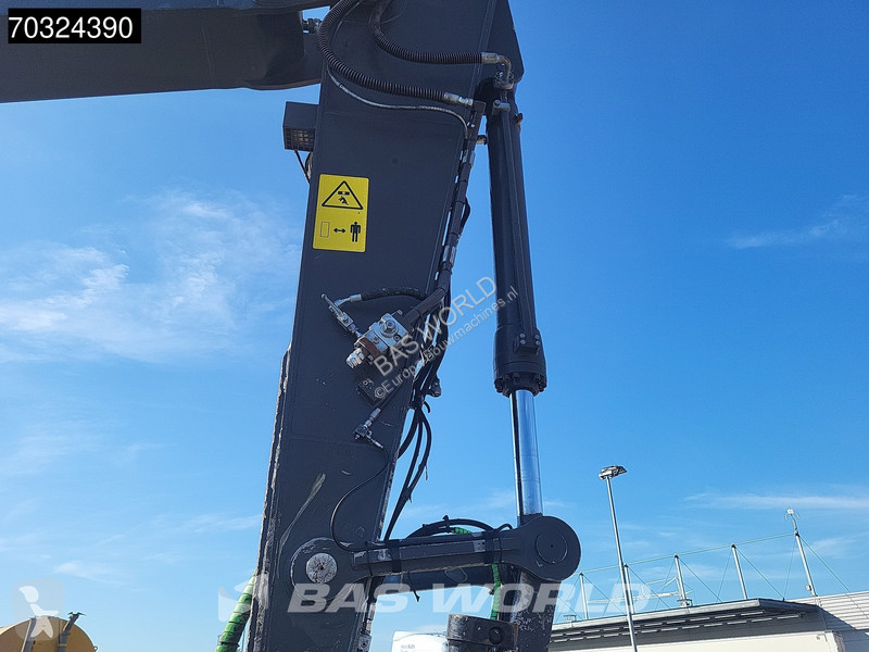 Lopatový nakládač Volvo ECR235 E L Tiltrotator...