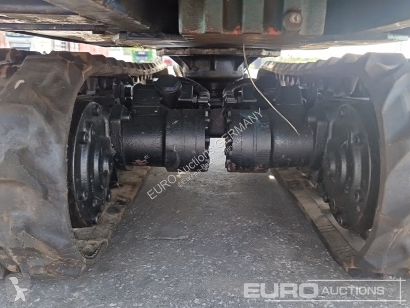 جرافة Kubota KH007