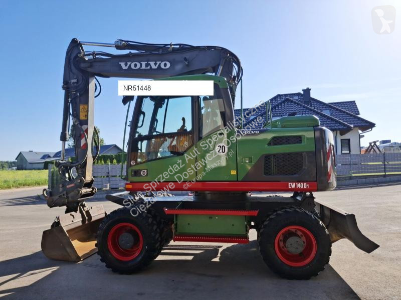 Excavator Volvo 140D OilQuick