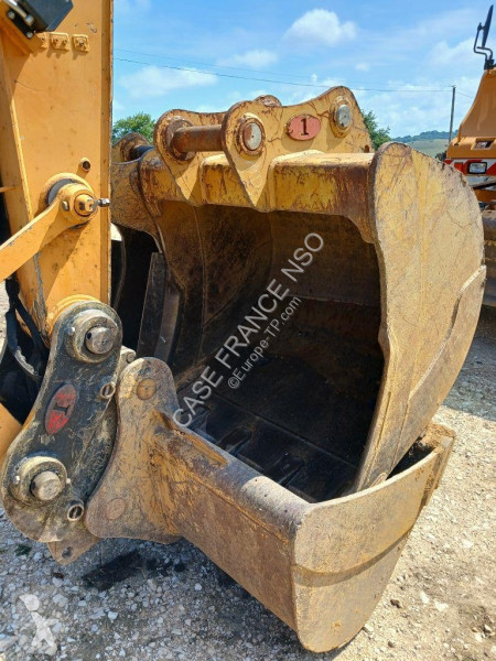 Escavatore Case