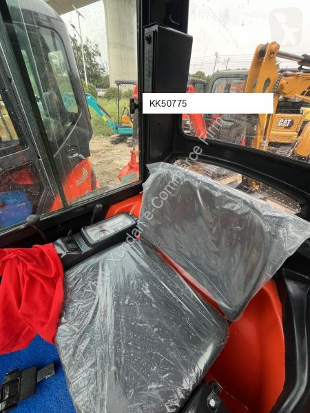 Rýpadlo Kubota U27