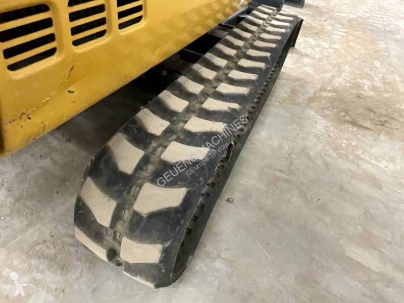 Rýpadlo Caterpillar 3017