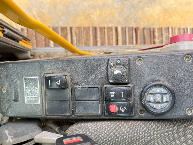 Skovl Volvo L - Hammer Lines / Automatic Greasing