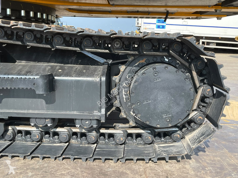 جرافة JCB 205