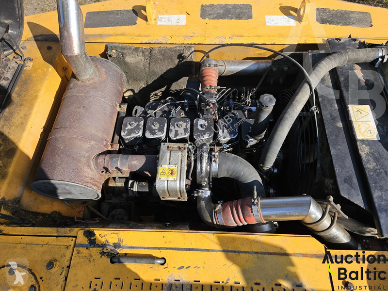 Экскаватор Hyundai Robex LC7