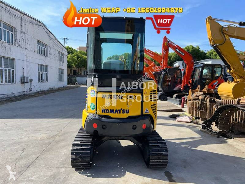 جرافة Komatsu