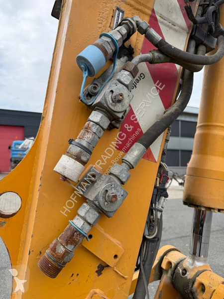 جرافة Liebherr ZW