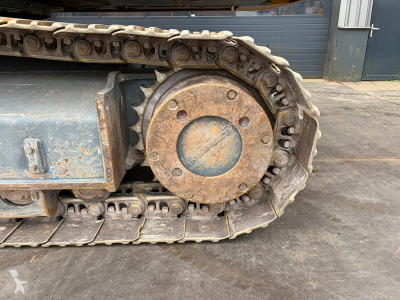 جرافة Liebherr R945 SHD
