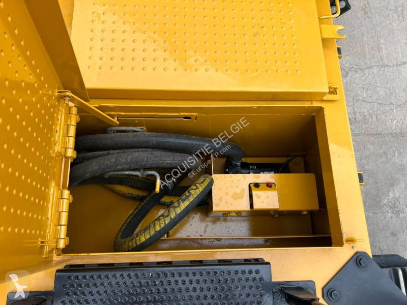 جرافة Caterpillar MH374D Material Handler