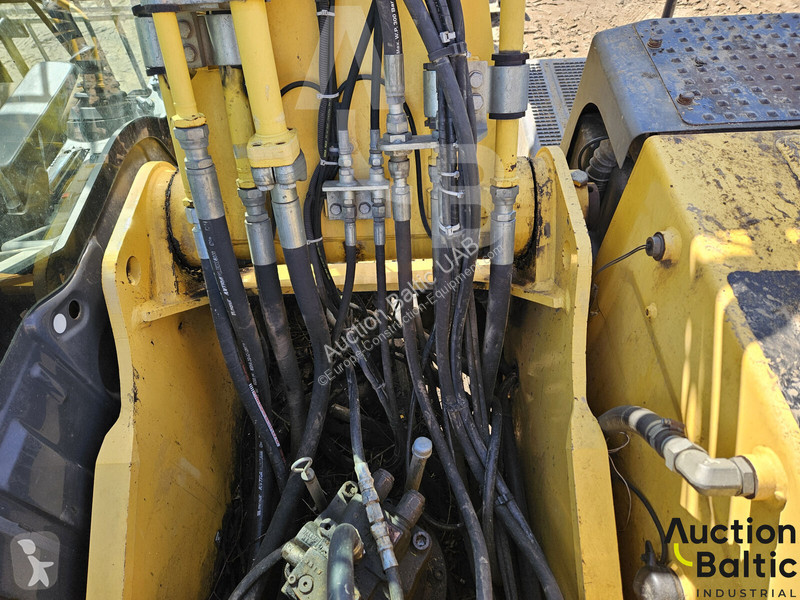 Skovl New Holland C