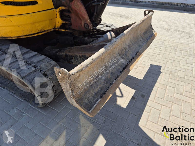 جرافة JCB 5