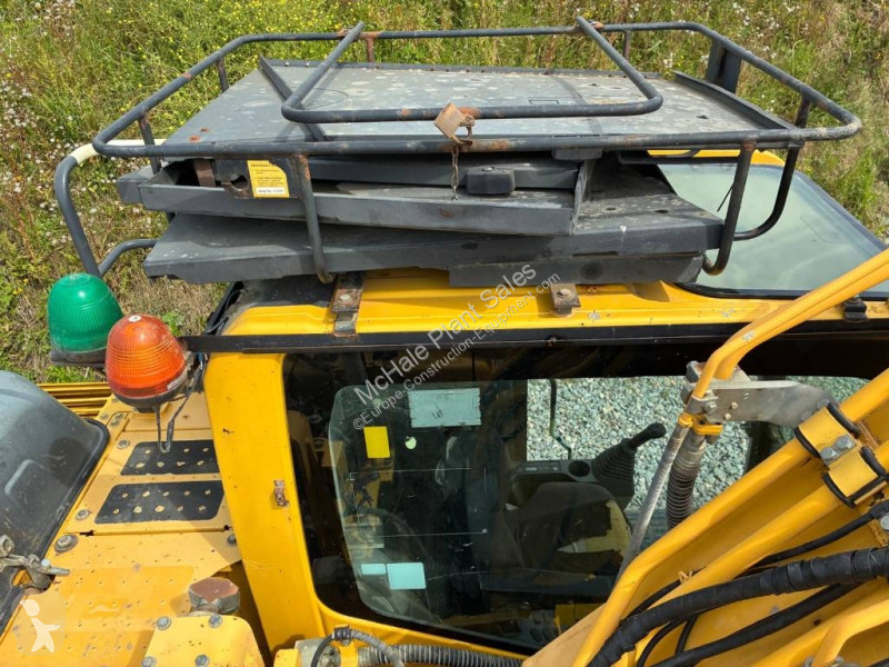 جرافة Komatsu LC10