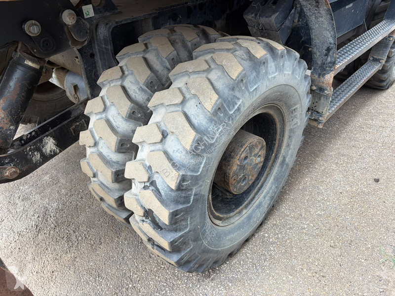 جرافة Caterpillar F
