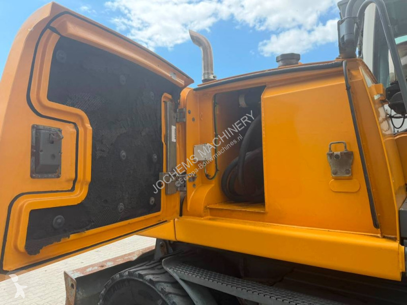 جرافة Liebherr