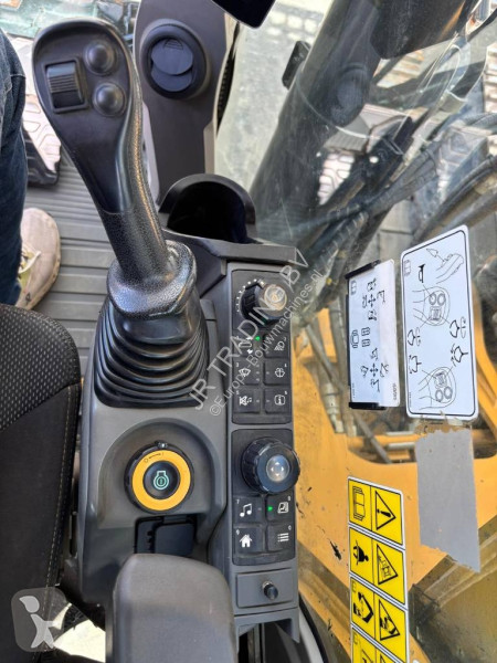 جرافة Caterpillar 330 (Narrow 2.99m)