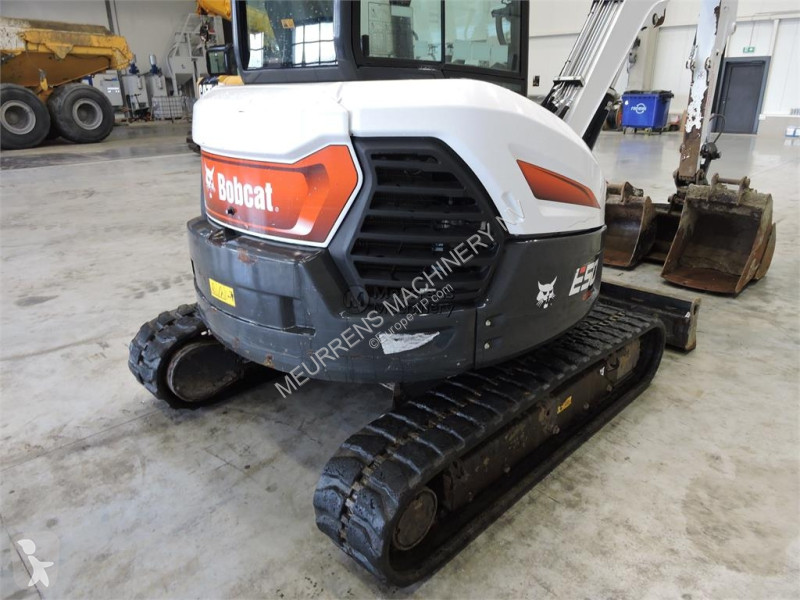جرافة Bobcat 3 Buckets