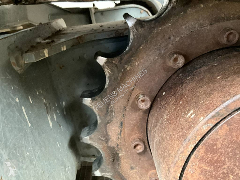 جرافة Neuson EZ 80