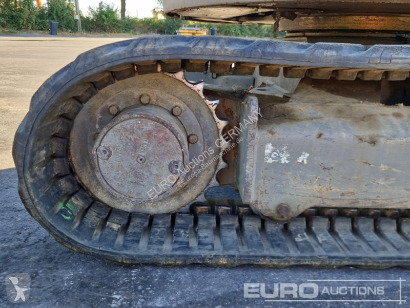 جرافة Volvo ECR25D