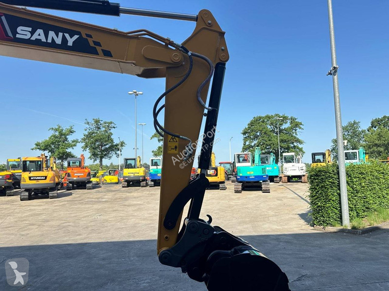 Rýpadlo Sany SY70C