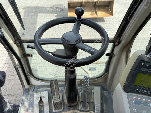 جرافة Liebherr A 904 C Litronic Mobilbagger...