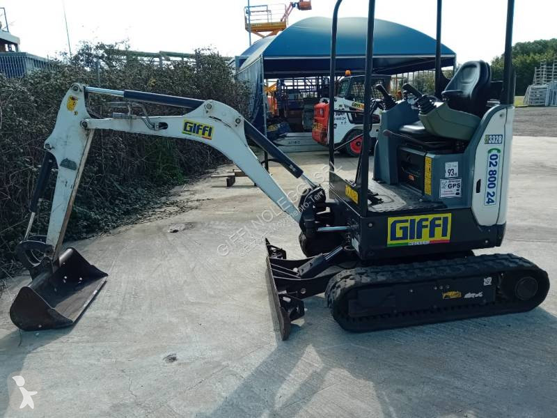 Lopatový nakládač Bobcat E17Z