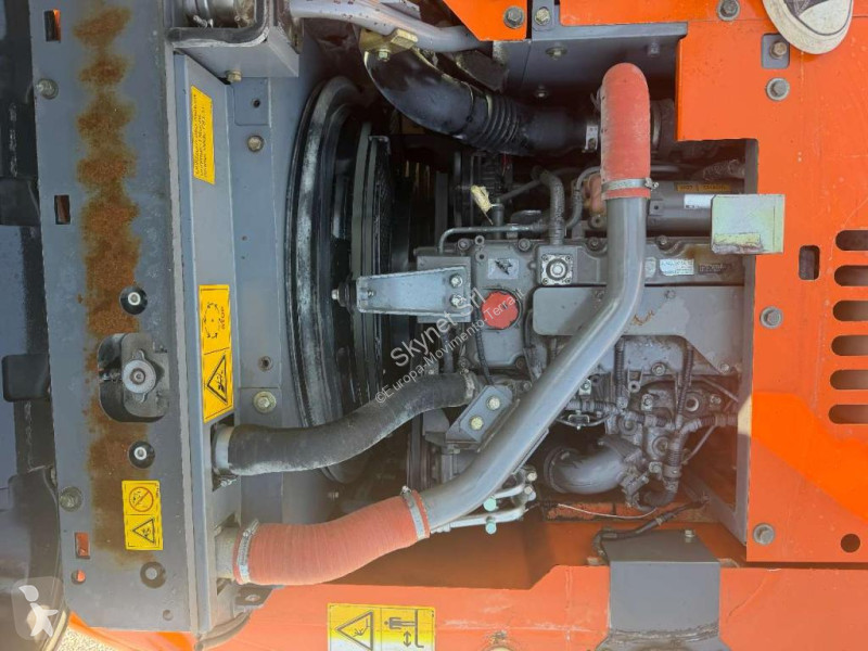 جرافة Hitachi ZAXIS 130LCN