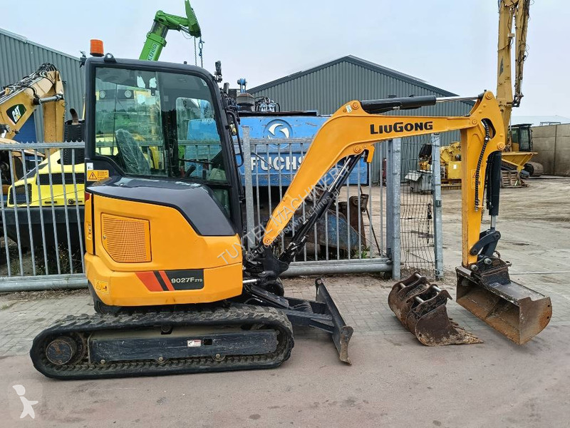 Pelle LiuGong 9027 FZTS 2,7 ton rups...
