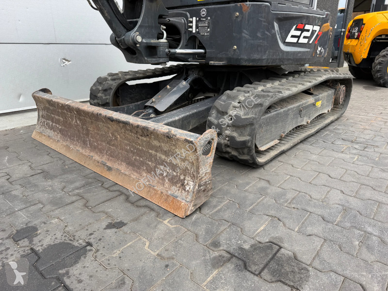 Rýpadlo Bobcat E27z