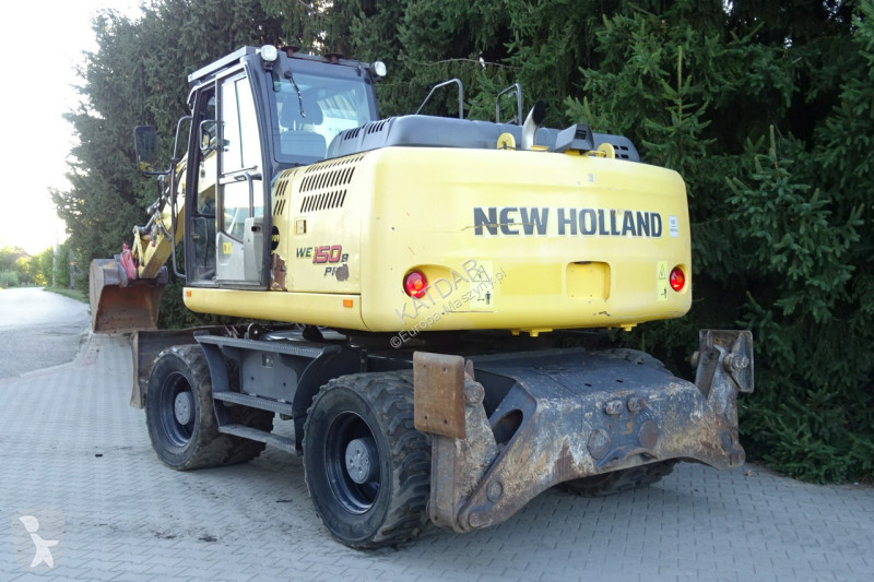 Lopatový nakládač New Holland WE150B Pro