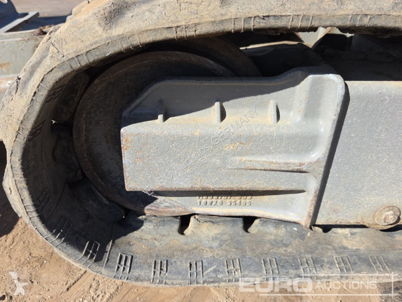 جرافة Volvo EC15E