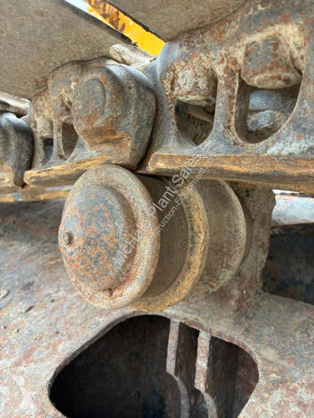 جرافة Komatsu LC10