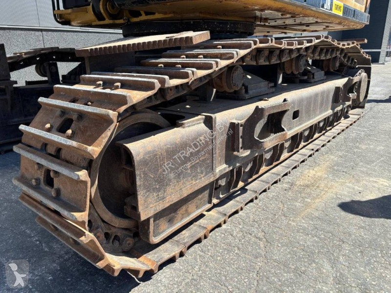Экскаватор Caterpillar (Coming Soon)