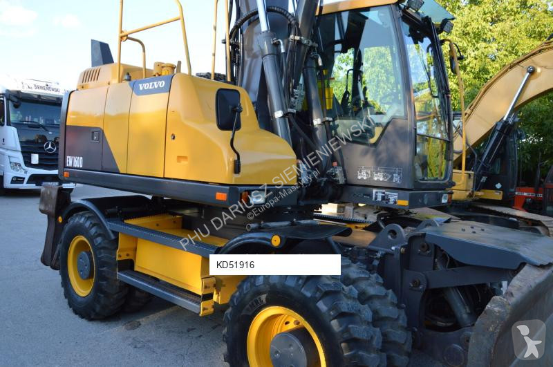Lopatový nakládač Volvo