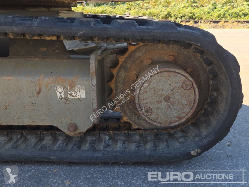 جرافة Volvo ECR25D