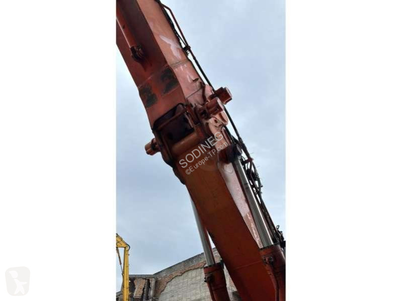 Escavatore Hitachi LC-3