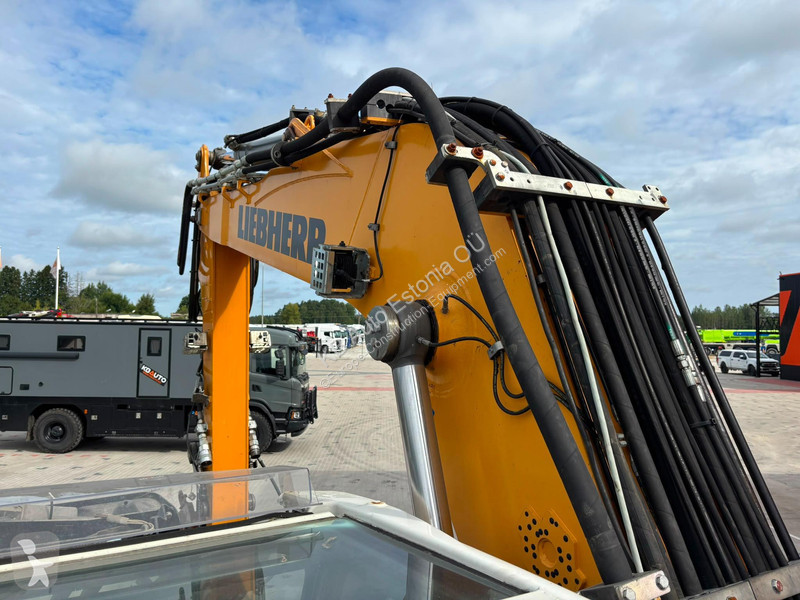 Экскаватор Liebherr R 920 Compact TILTROTATOR /...