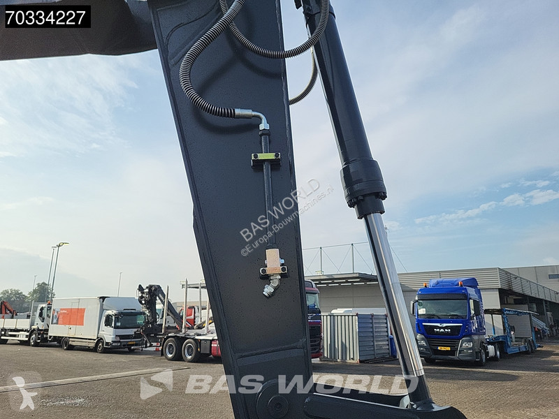 Lopatový nakládač Hyundai R210