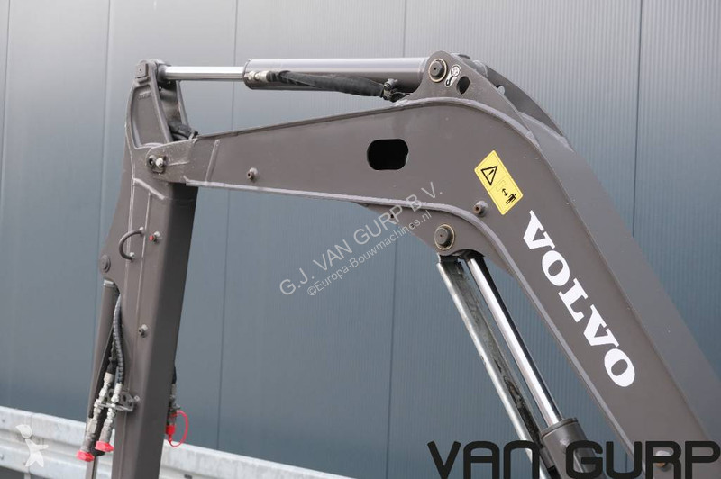 Excavator Volvo ECR D | 2016 | 2763h