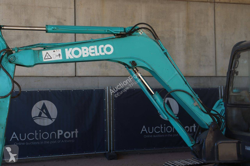 Excavator Kobelco C