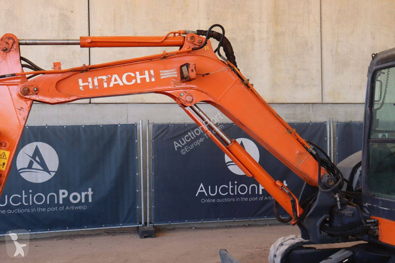 Excavator Hitachi ZX65USB-3F