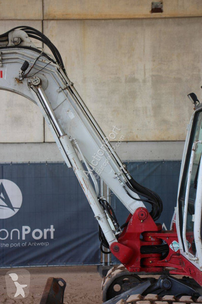 Excavator Takeuchi TB285