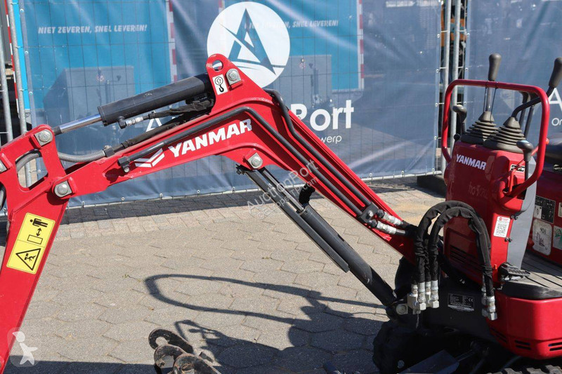 Excavator Yanmar SV08-1C