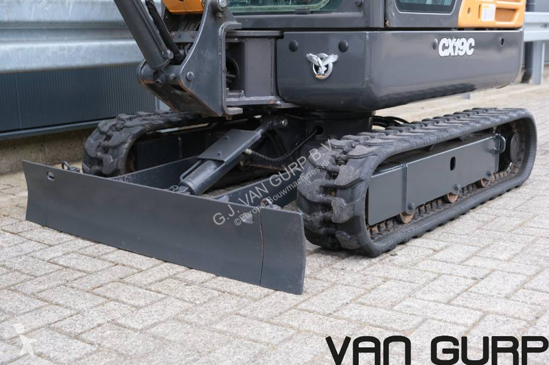 Lopatový nakládač Case CX 19 C | 2022 | 440std...