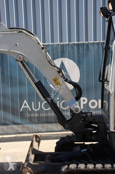 Excavadora Kubota α2