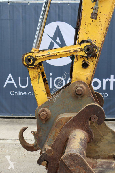 Багер New Holland Kobelco 2