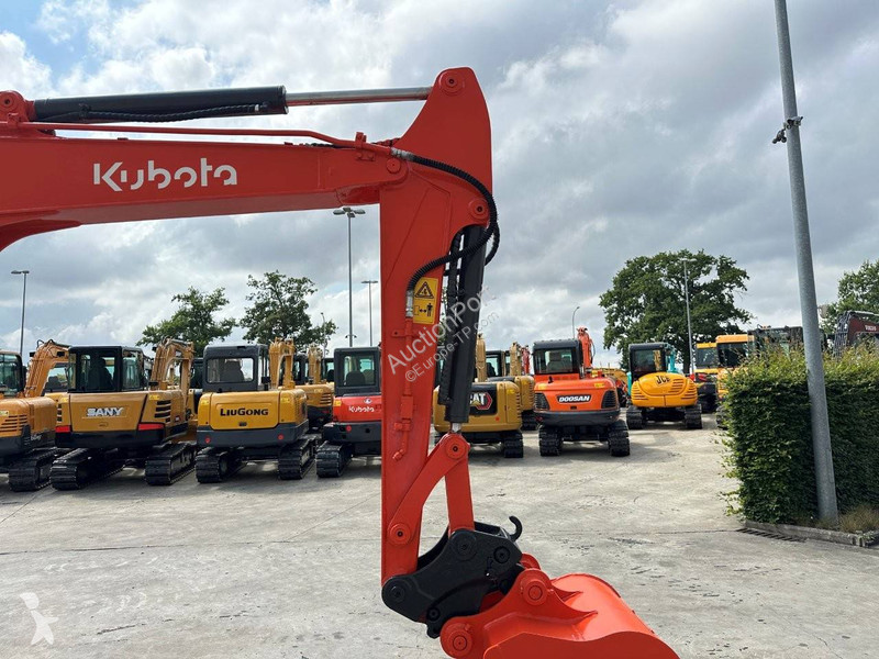 Excavadora Kubota KX155-3SZ